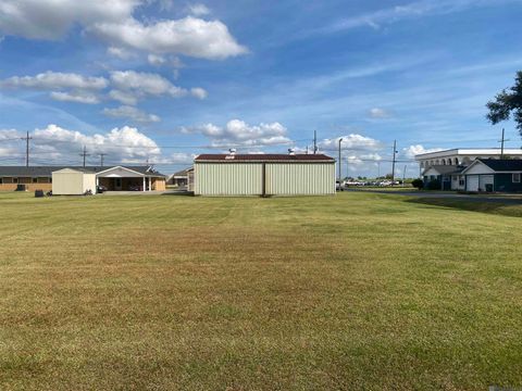Vacant Land For Sale - LOT 16 S Bank St<br/> Saint James County, Vacherie, LA 70090