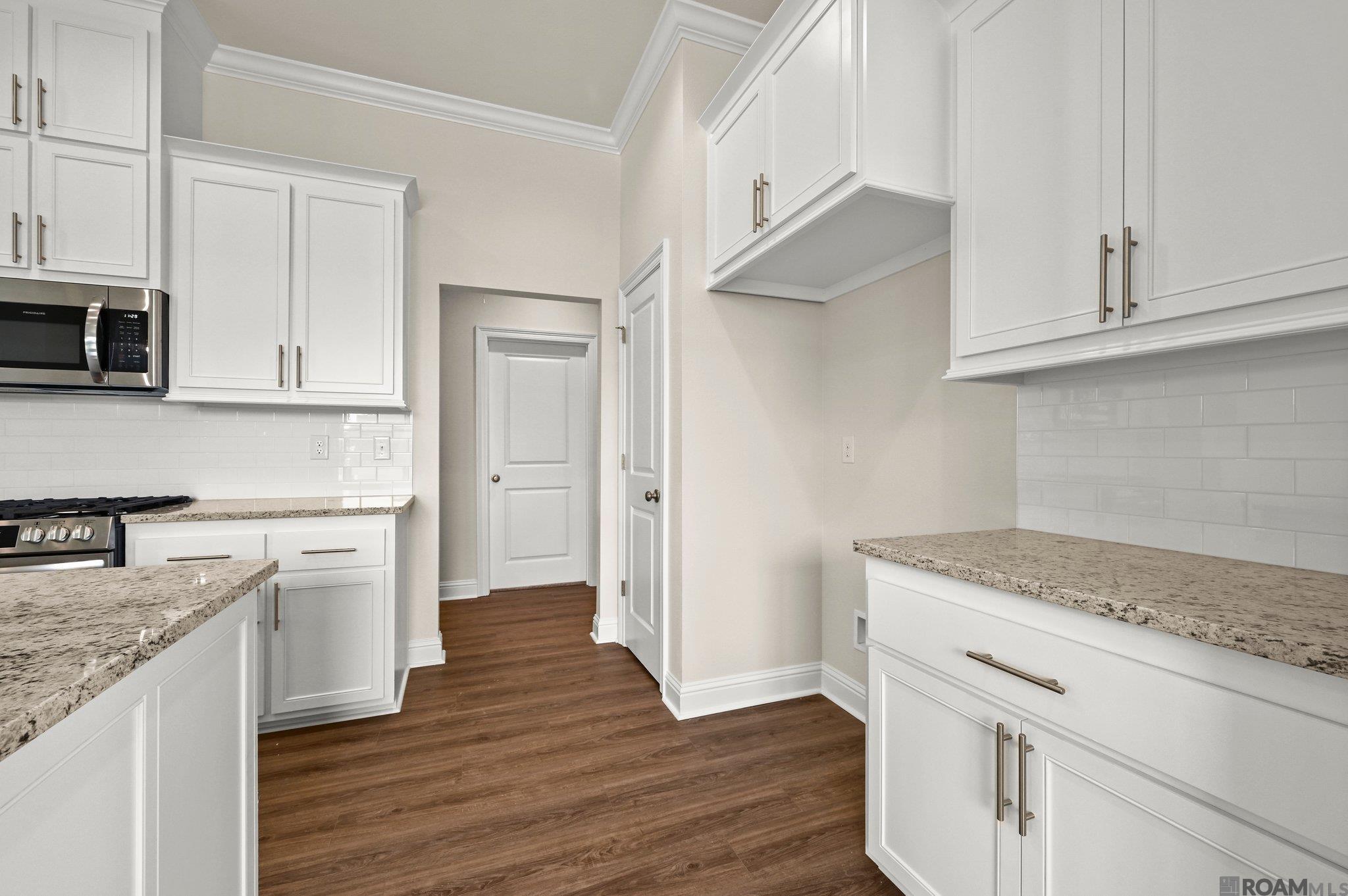 10495 Highcrest Dr, Denham Springs, Louisiana image 8