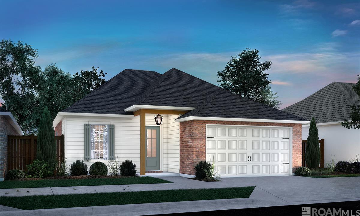 10495 Highcrest Dr, Denham Springs, Louisiana image 1