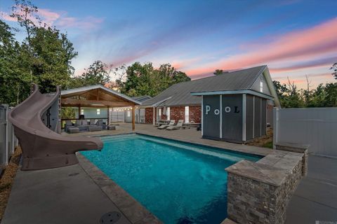 Homes For Sale - 32885 Lower Rome Rd<br/> Springfield, LA 70462