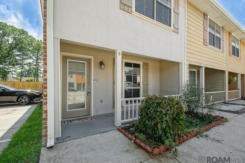 Townhouse For Sale - 13080 Burgess Ave #8<br/> Walker, LA 70785