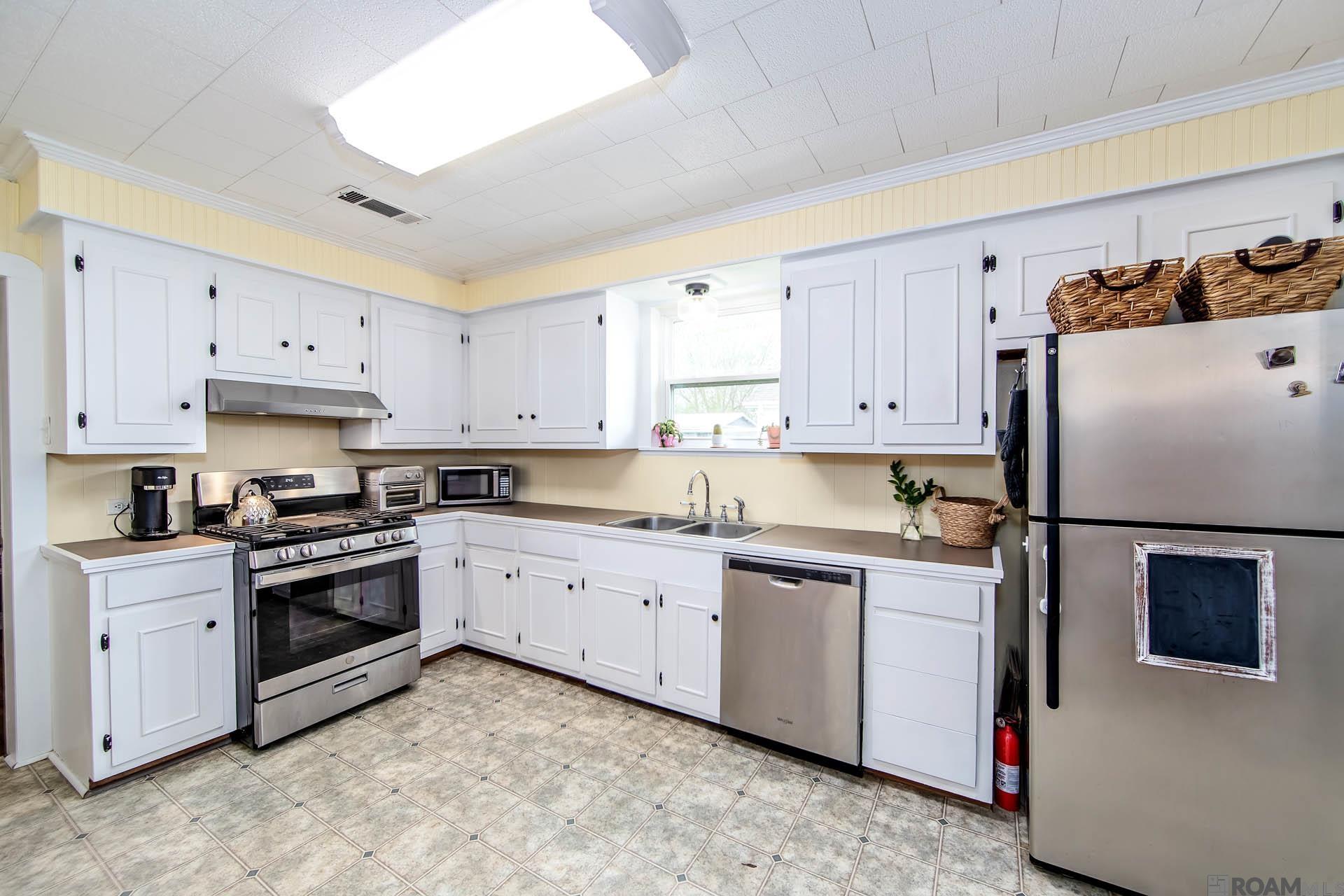 220 Wilson St, Raceland, Louisiana image 5