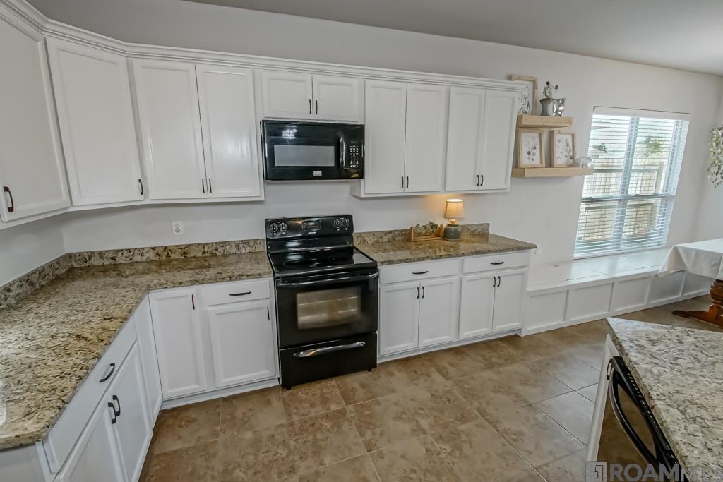 42438 Harborstone Ave, Prairieville, Louisiana image 15