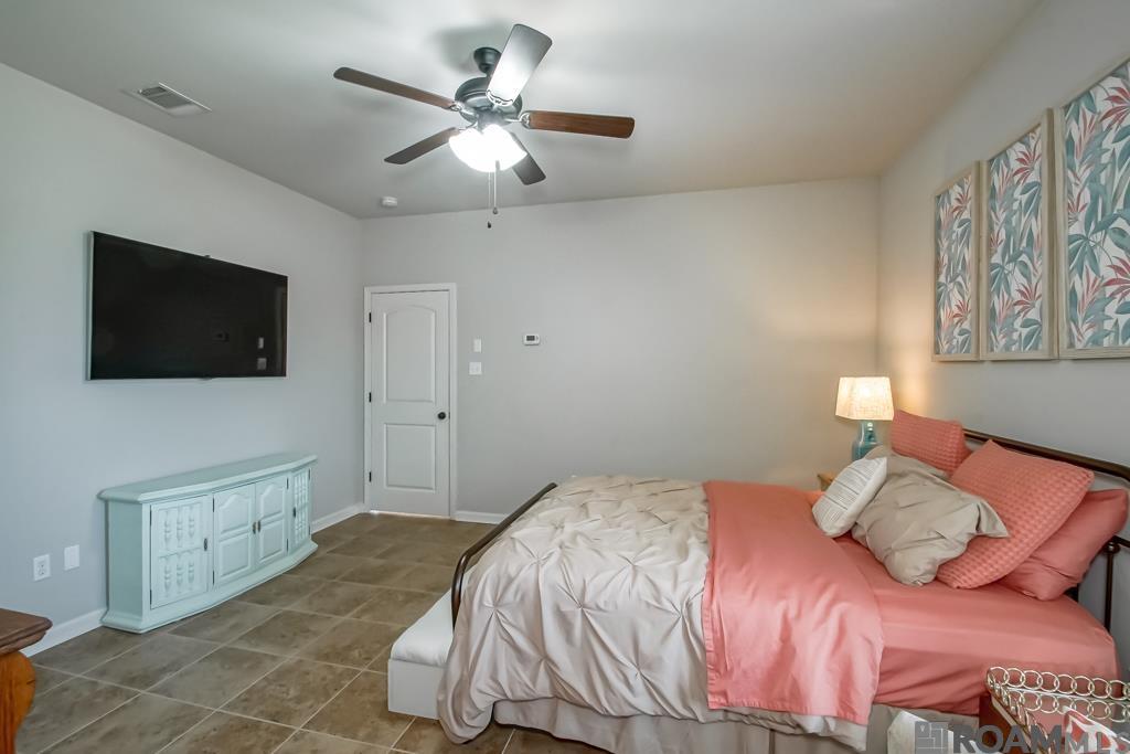 42438 Harborstone Ave, Prairieville, Louisiana image 18