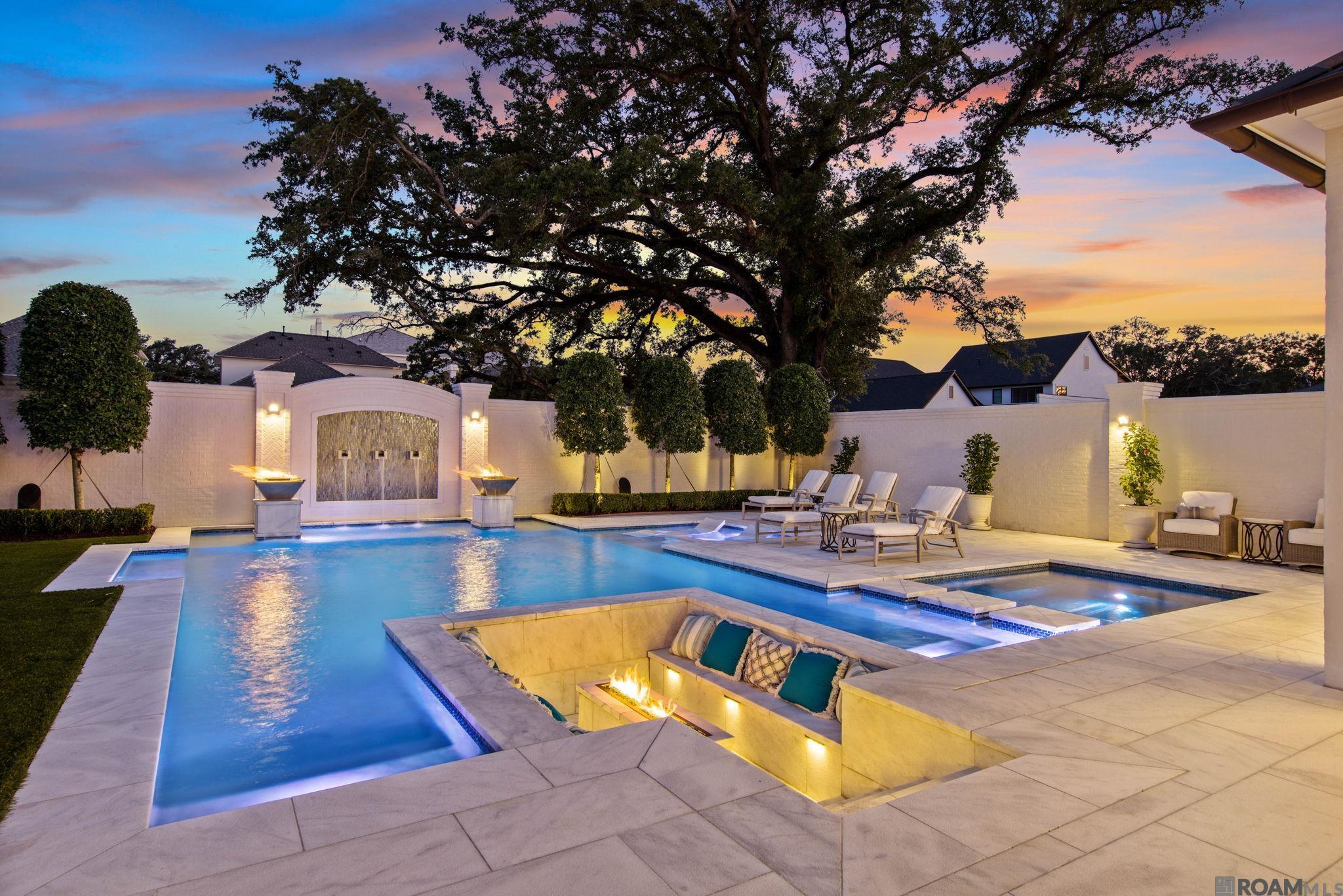 Baton Rouge, Louisiana, 70806, United States, 4 Bedrooms Bedrooms, ,5 BathroomsBathrooms,Residential,Active,2028744