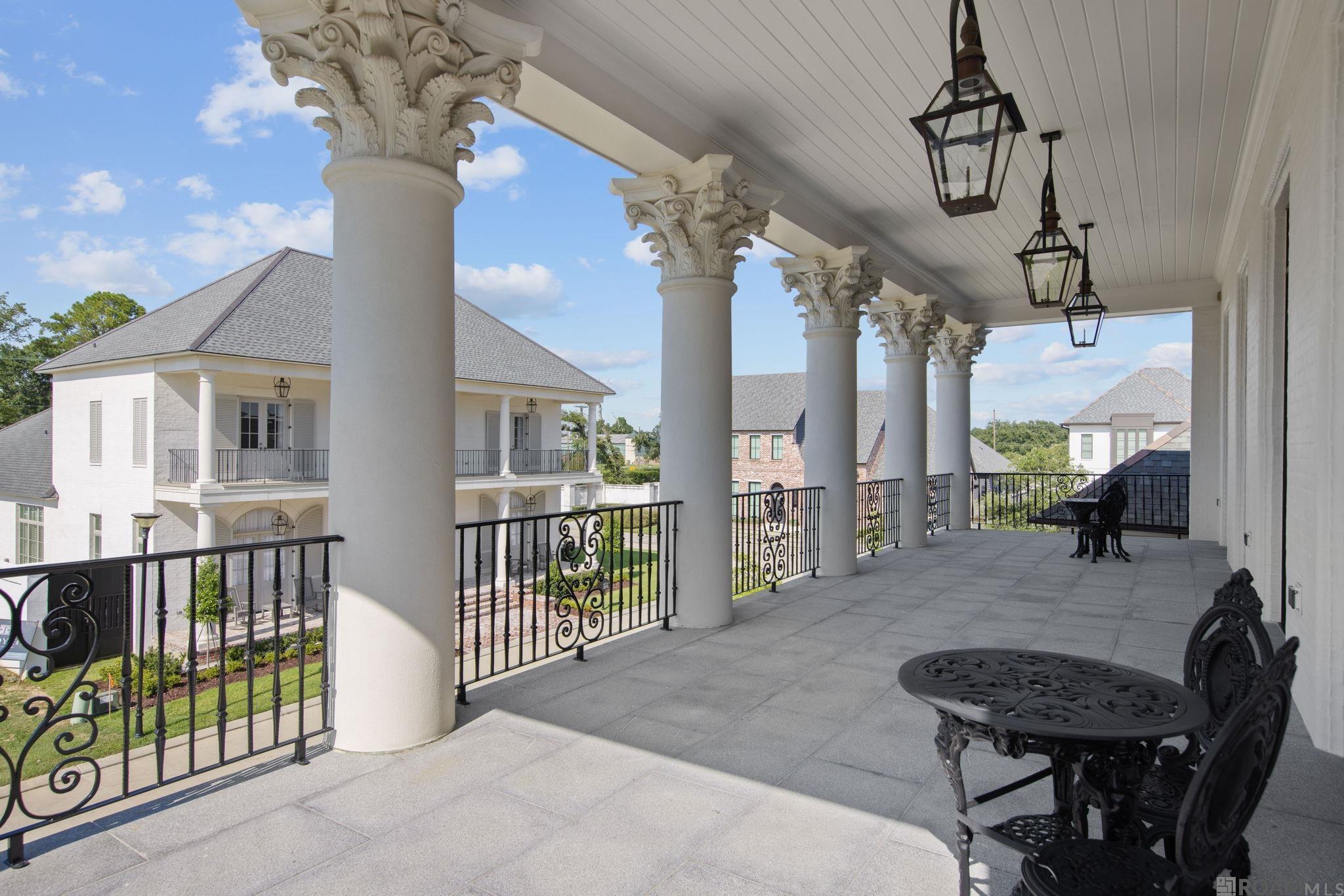 Baton Rouge, Louisiana, 70806, United States, 4 Bedrooms Bedrooms, ,5 BathroomsBathrooms,Residential,Active,2028744