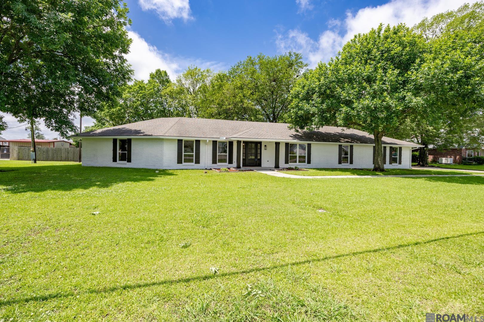 4631 Raymond Labauve Rd, Brusly, Louisiana image 2