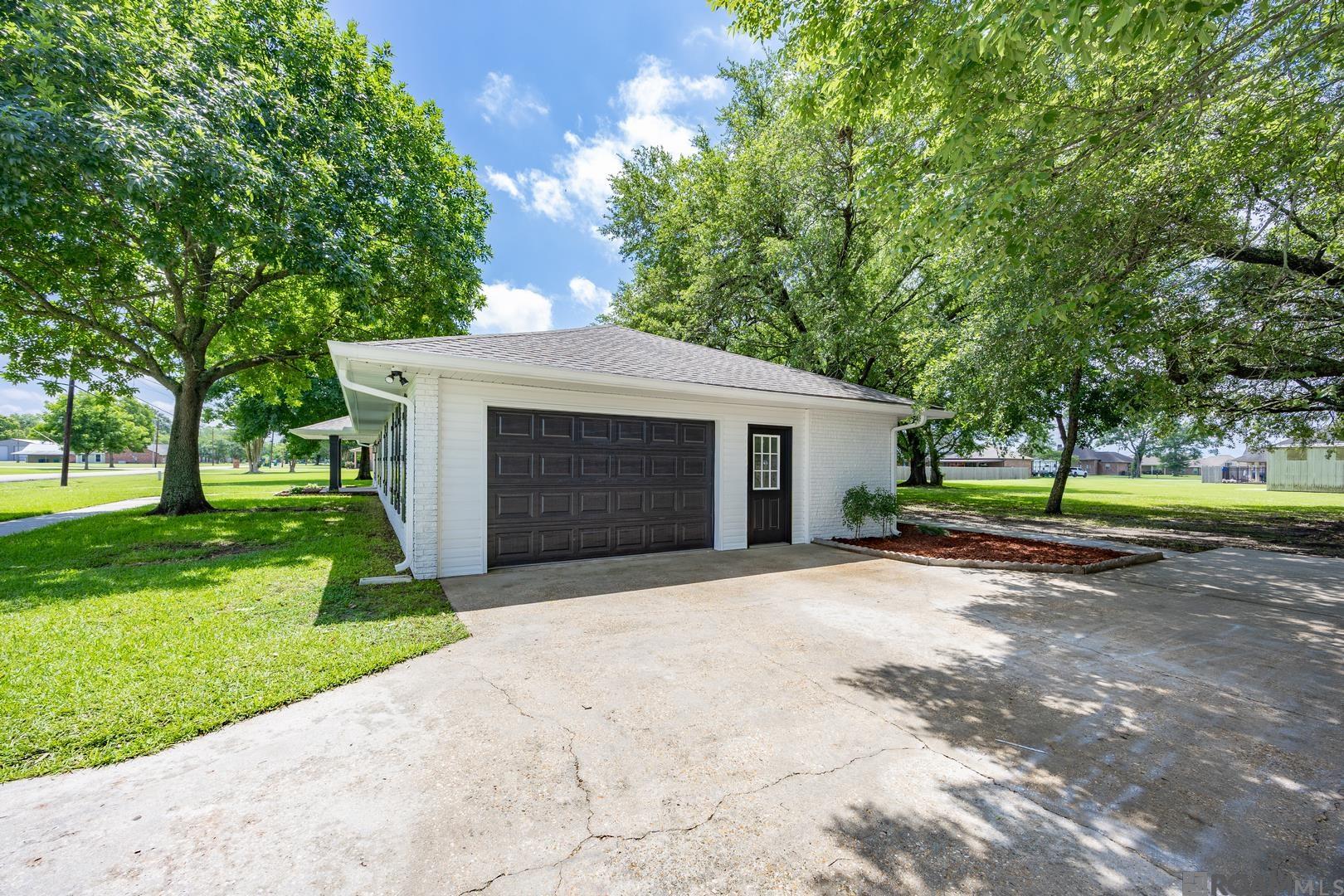 4631 Raymond Labauve Rd, Brusly, Louisiana image 32