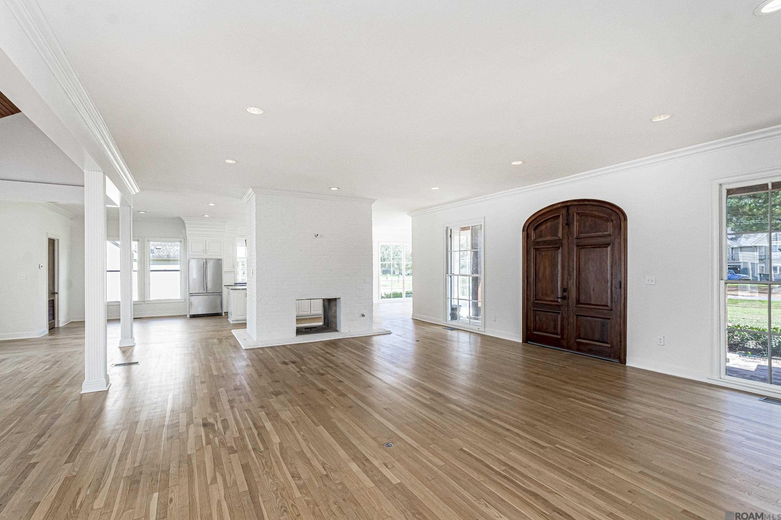 Baton Rouge, Louisiana 70820, United States, 4 Bedrooms Bedrooms, ,4 BathroomsBathrooms,Residential,Contingent,80803
