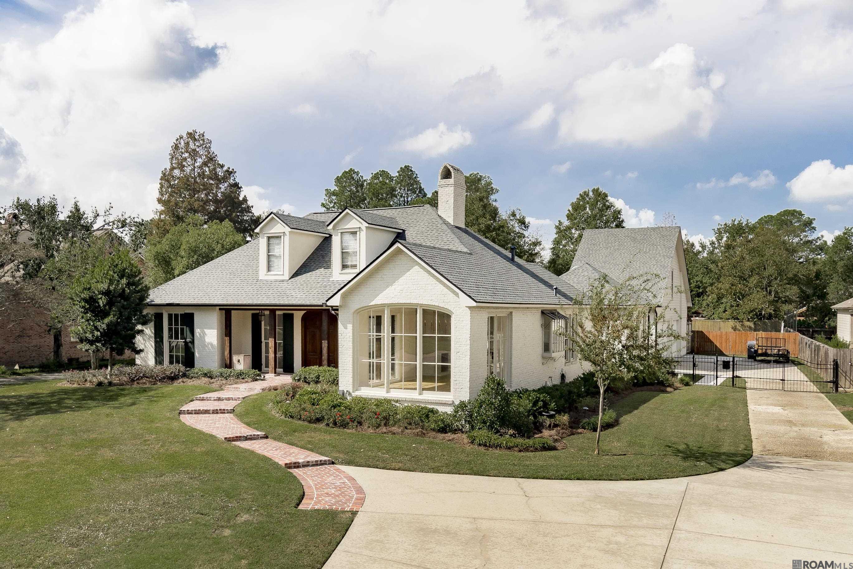 Baton Rouge, Louisiana 70820, United States, 4 Bedrooms Bedrooms, ,4 BathroomsBathrooms,Residential,Contingent,80803