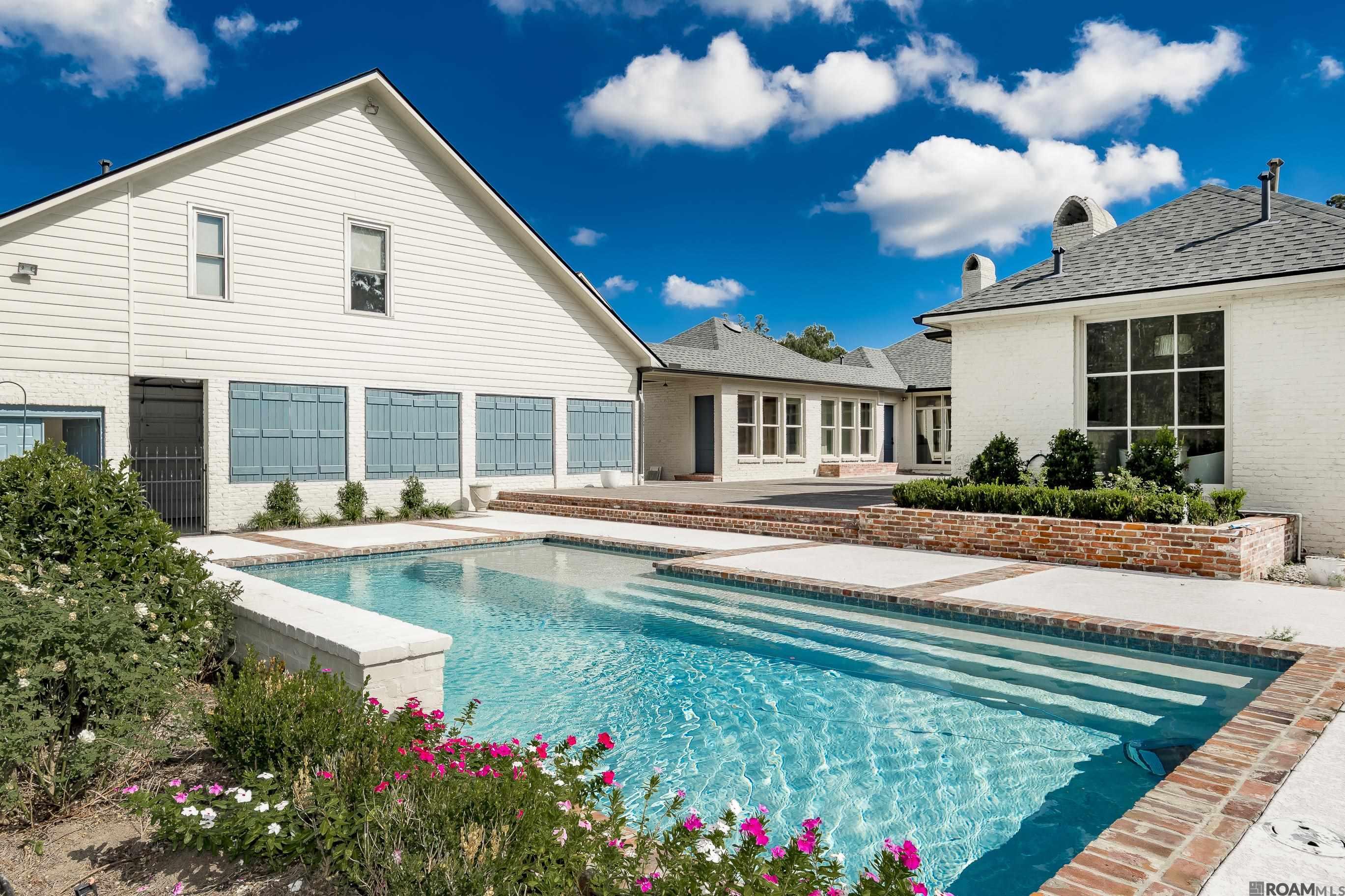Baton Rouge, Louisiana 70820, United States, 4 Bedrooms Bedrooms, ,4 BathroomsBathrooms,Residential,Contingent,80803