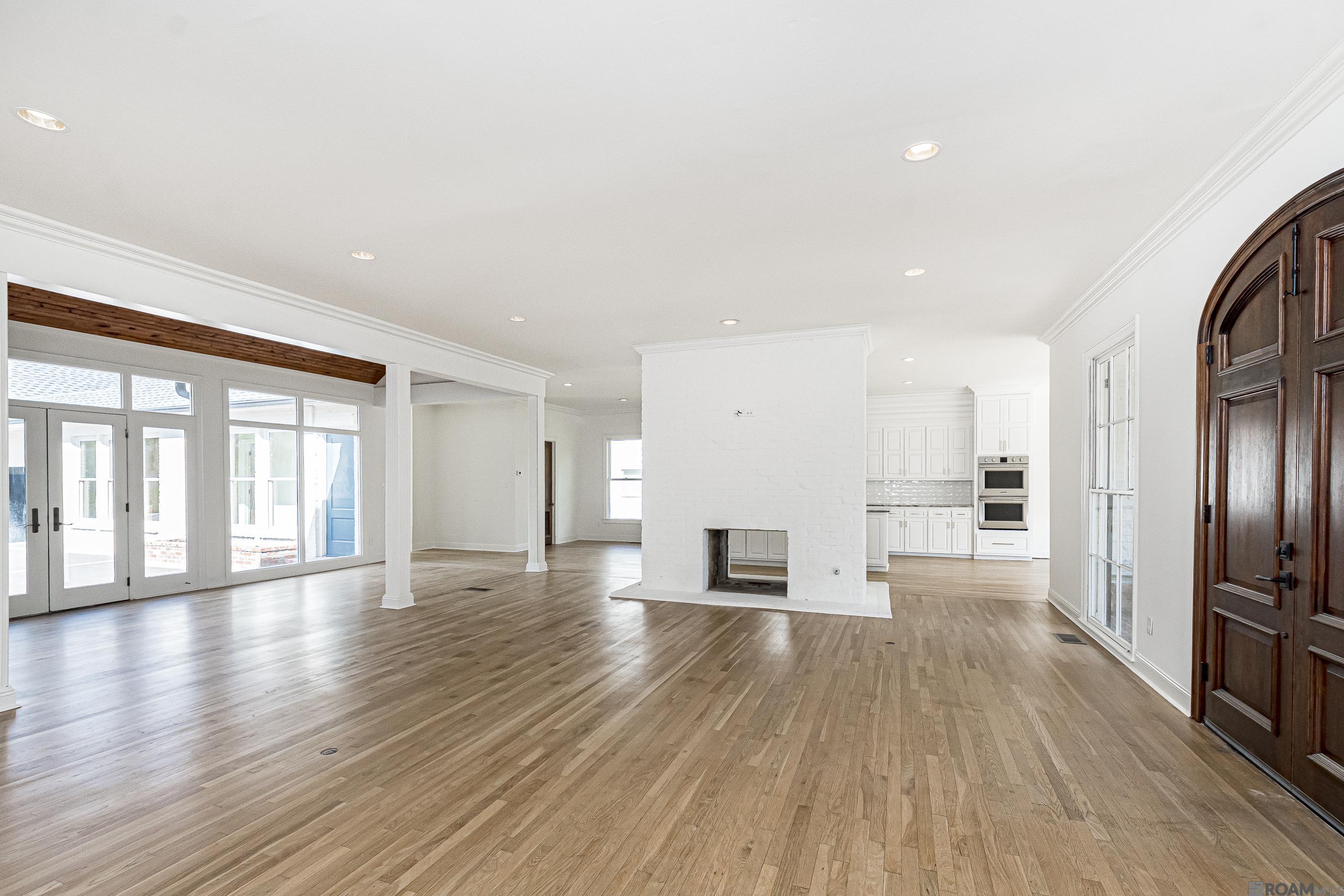 Baton Rouge, Louisiana 70820, United States, 4 Bedrooms Bedrooms, ,4 BathroomsBathrooms,Residential,Contingent,80803