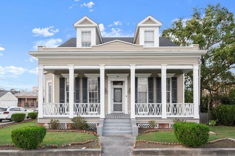 Homes For Sale - 130 Lessard St<br/> Donaldsonville, LA 70346