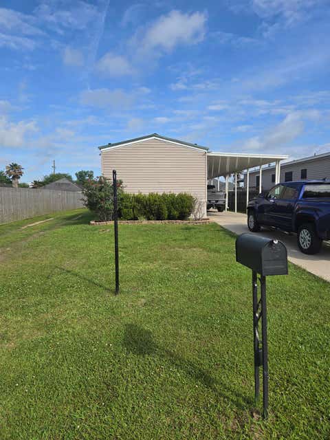 Mobile Home For Sale - 402 Sandi Drive<br/> Saint Mary County, Patterson, LA 70392