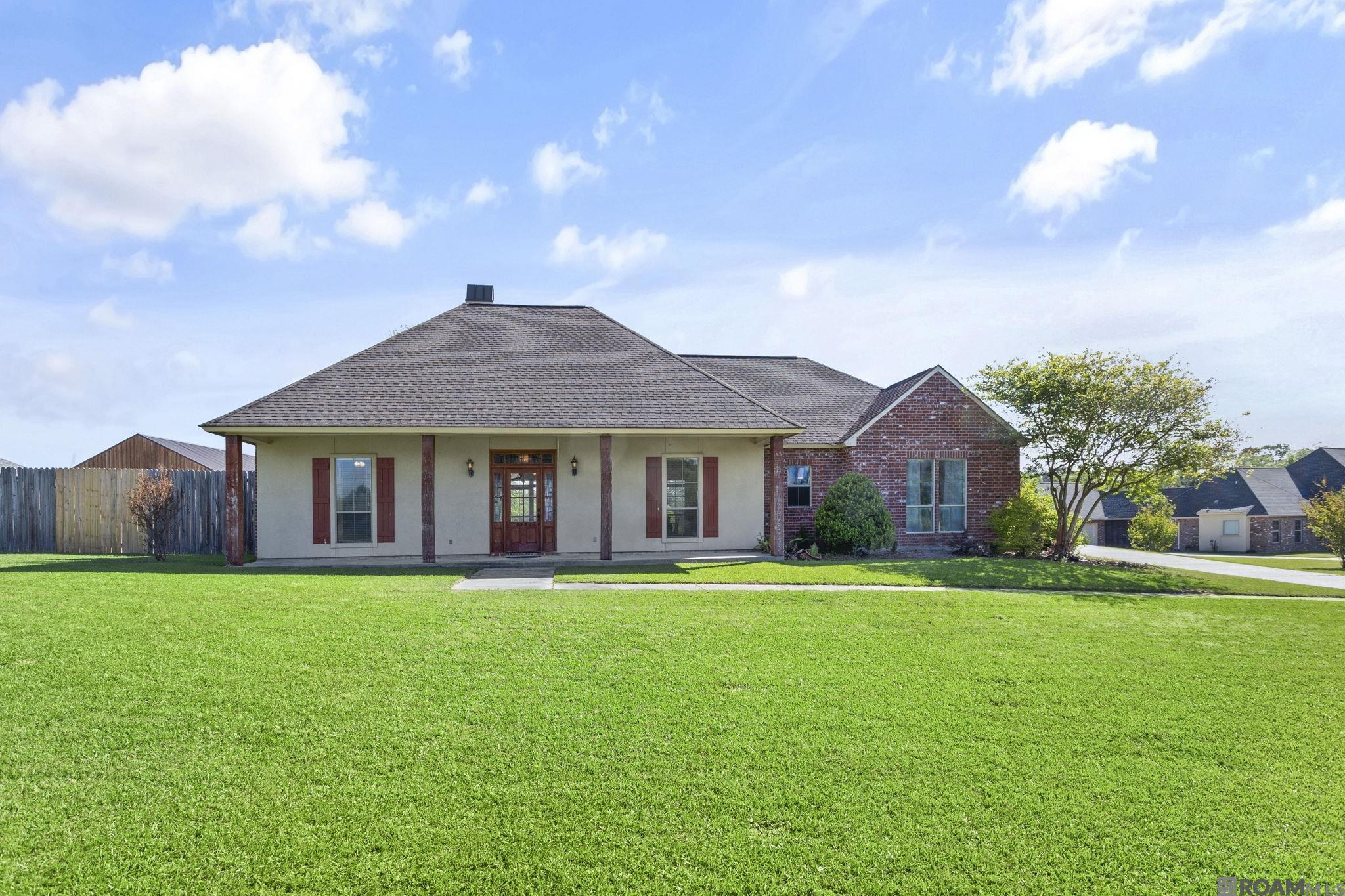 6932 Virginia Ln, Saint Francisville, Louisiana image 1