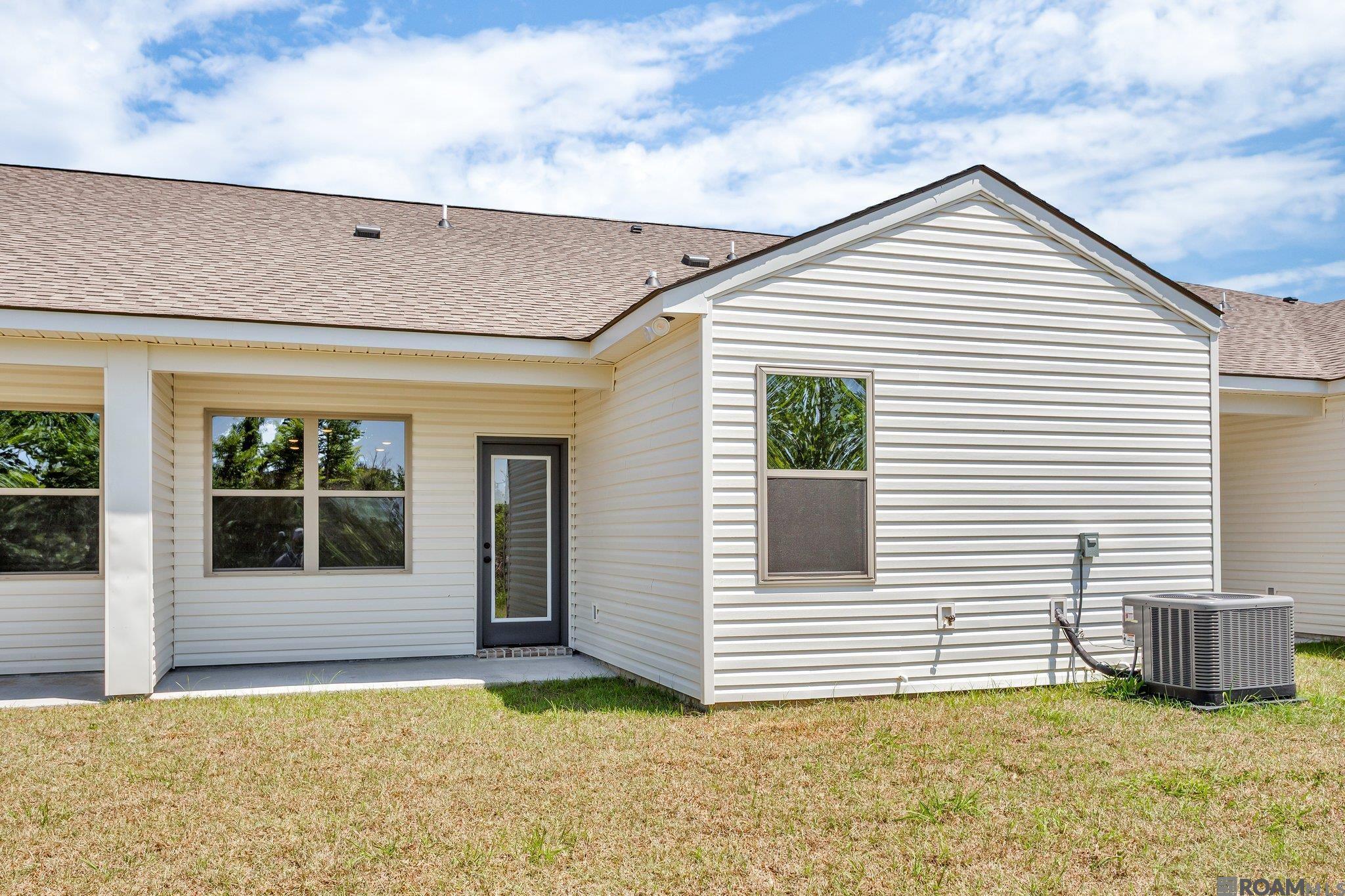 17431 Berkshire Dr #47, Prairieville, Louisiana image 2
