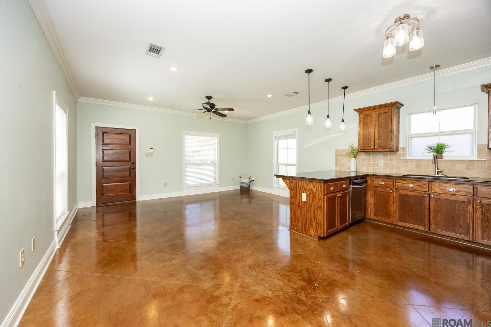 716 Avenue B, Port Allen, Louisiana image 8