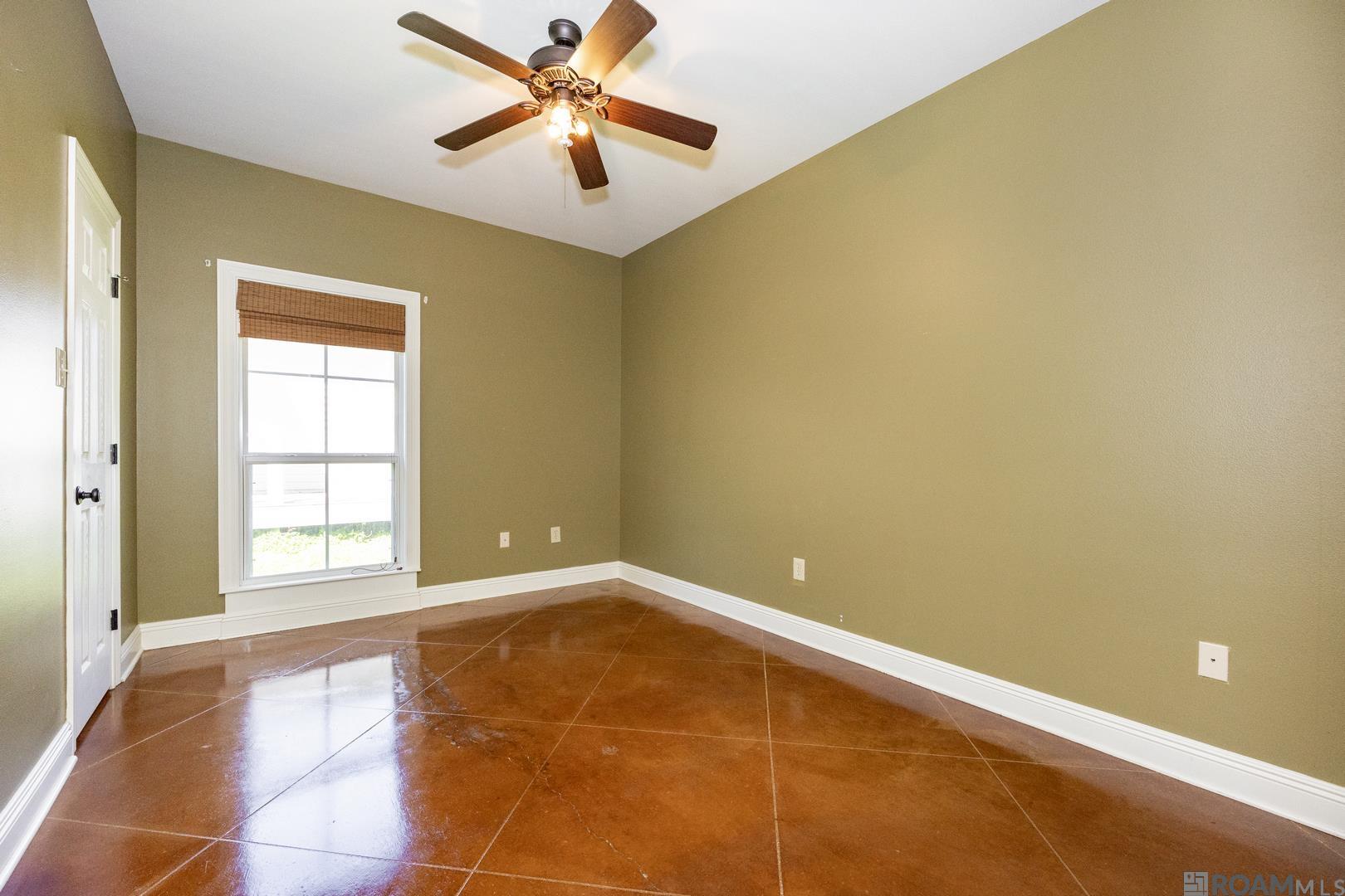 716 Avenue B, Port Allen, Louisiana image 14