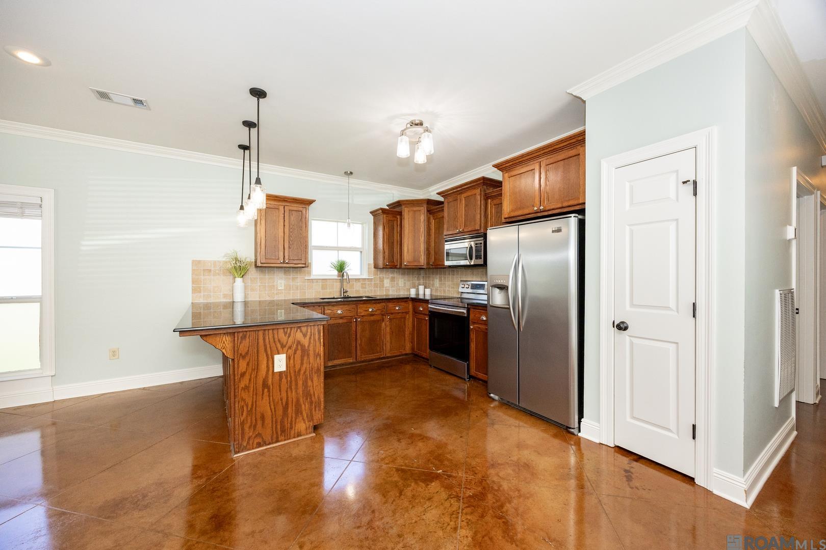 716 Avenue B, Port Allen, Louisiana image 4