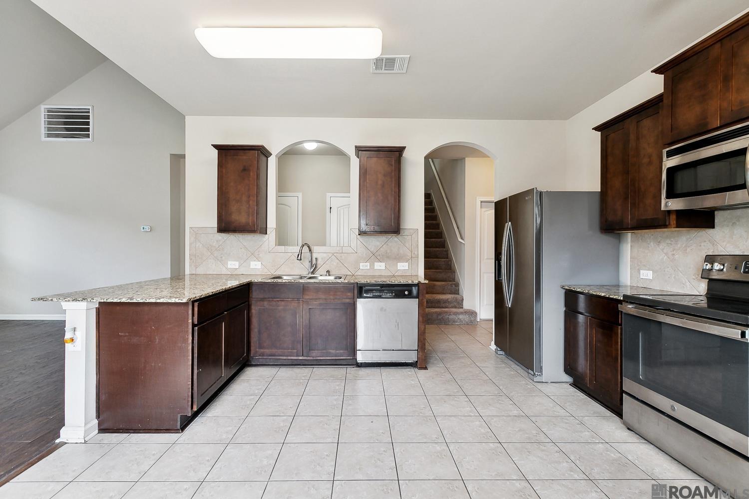 10661 Braves Ave, Denham Springs, Louisiana image 7