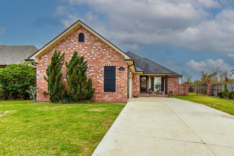 Homes For Sale - 306 Mandalay West Drive<br/> Houma, LA 70360