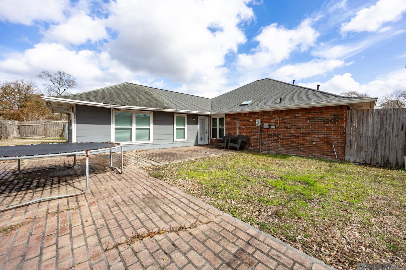 1944 W Marsden Pl, Baton Rouge, Louisiana image 20