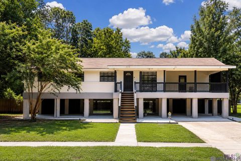 Homes For Sale - 9058 Baker Dr<br/> Baton Rouge, LA 70809