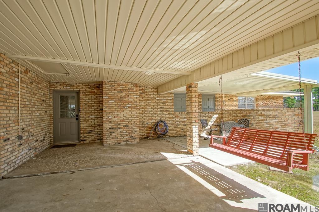 6915 Greenmeadow Dr, Greenwell Springs, Louisiana image 32