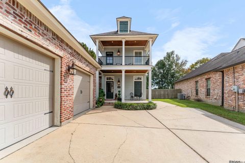 Homes For Sale - 7088 Rue Lierre<br/> Zachary, LA 70791