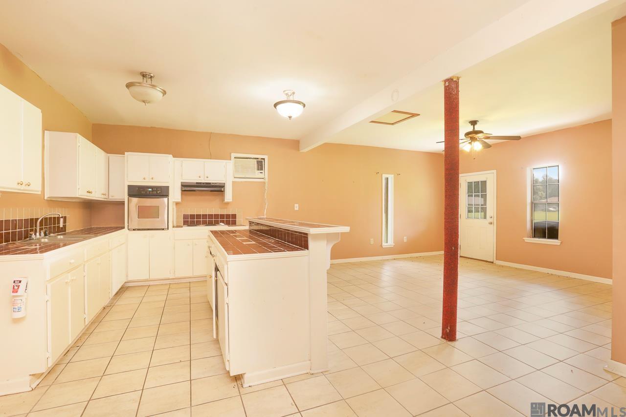 1055 E Flonacher Rd, Zachary, Louisiana image 25