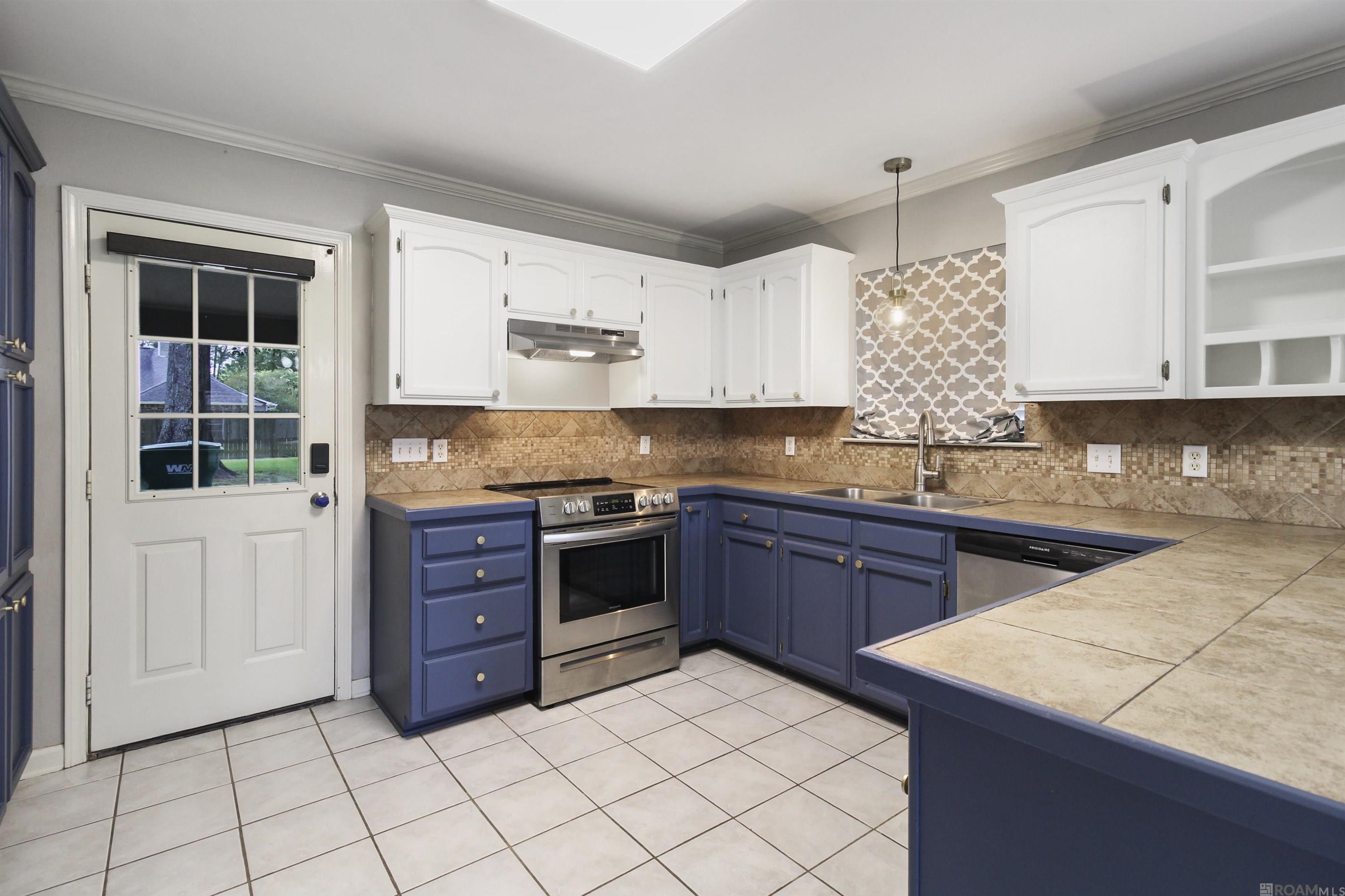 9124 Gary Dr, Denham Springs, Louisiana image 9
