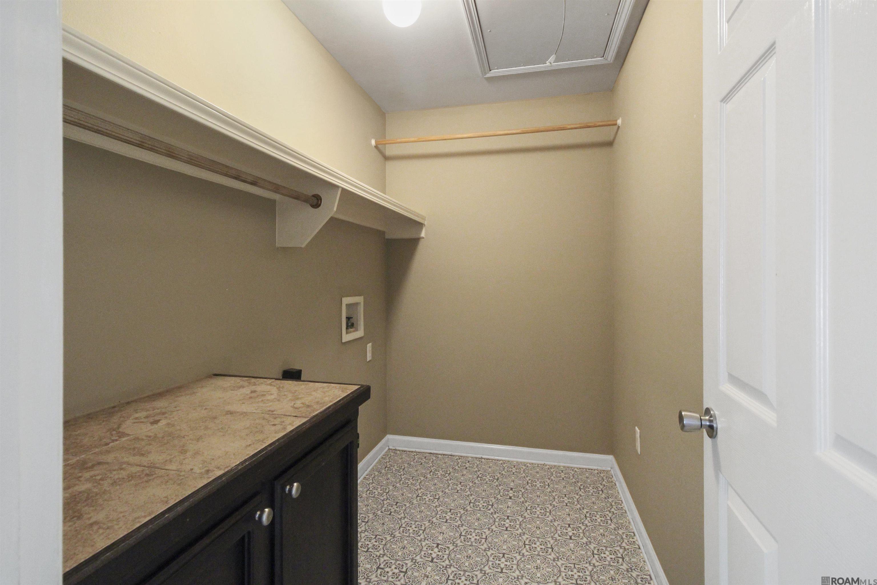 9124 Gary Dr, Denham Springs, Louisiana image 12
