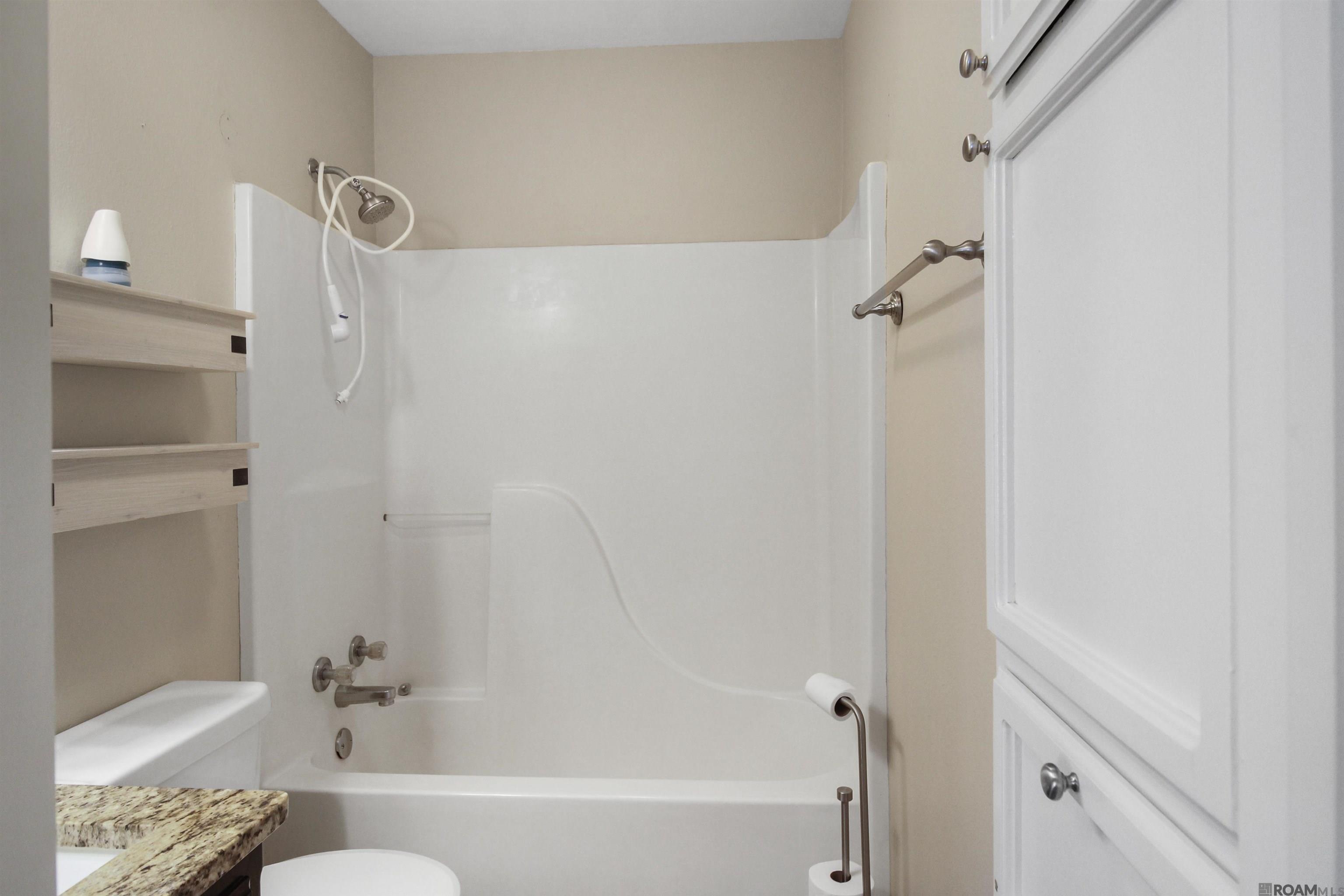 9124 Gary Dr, Denham Springs, Louisiana image 14