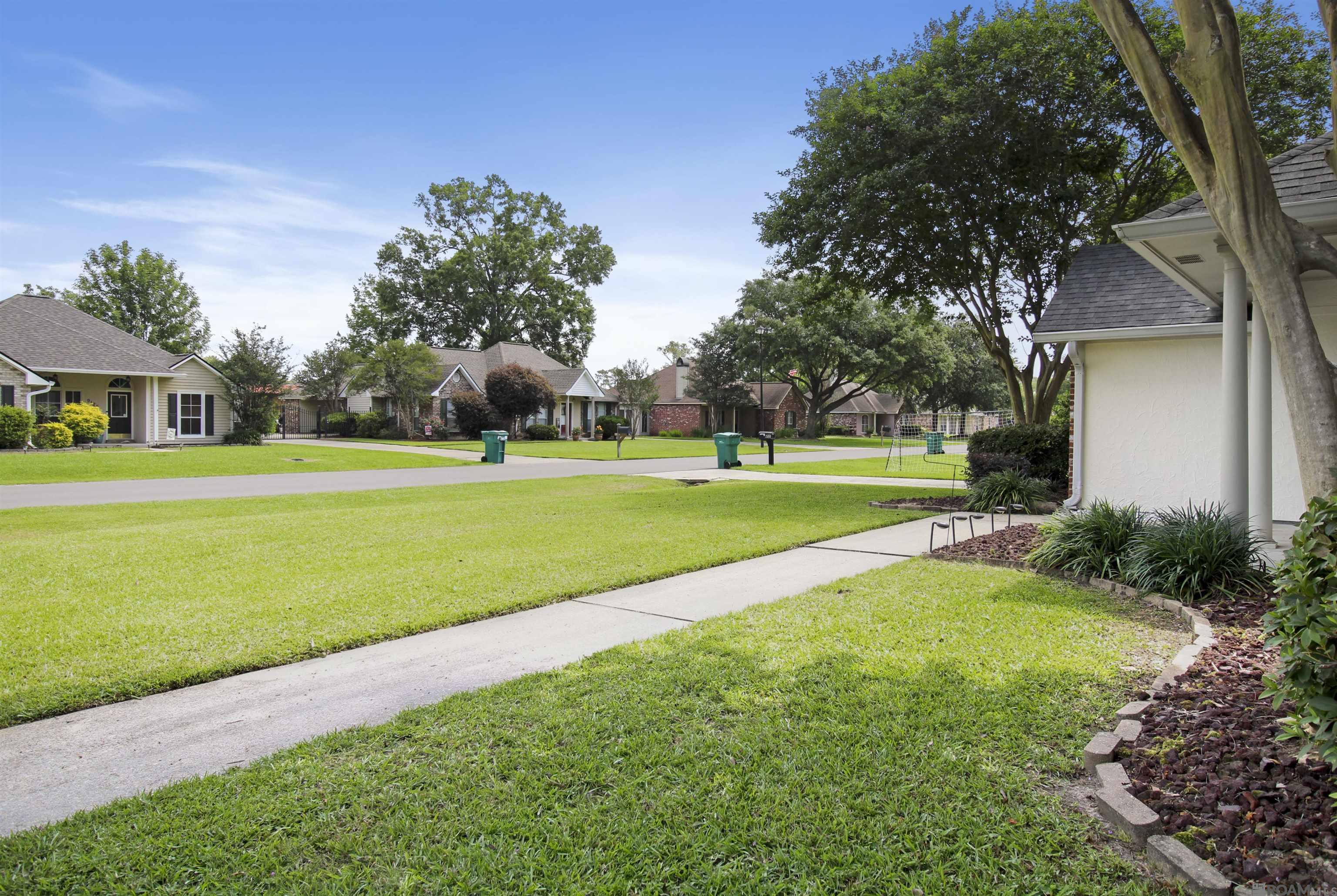 9124 Gary Dr, Denham Springs, Louisiana image 31