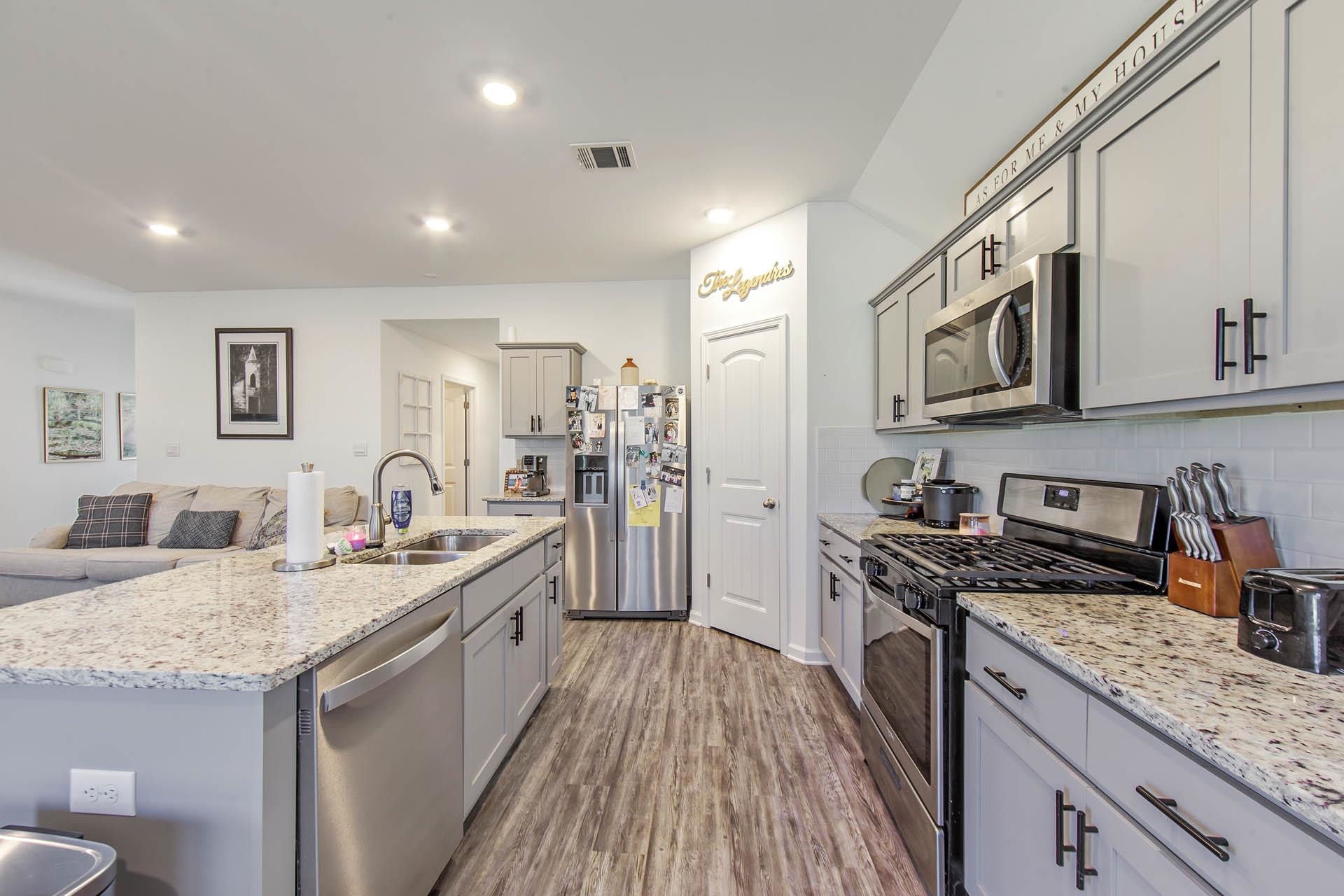 23074 Riverbank St, Vacherie, Louisiana image 6
