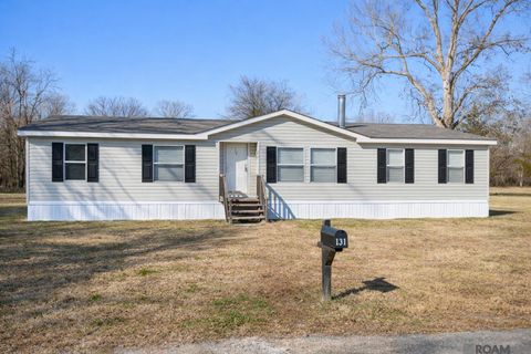 Mobile Home For Sale - 131 Pleasant Lane<br/> Belle Rose, LA 70341