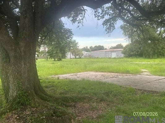 710 S PLEASANT AVE, GONZALES, LA 70737 - Image 4fbcc7a29cbe0c7340d7e1626d6f17aa/3750729720