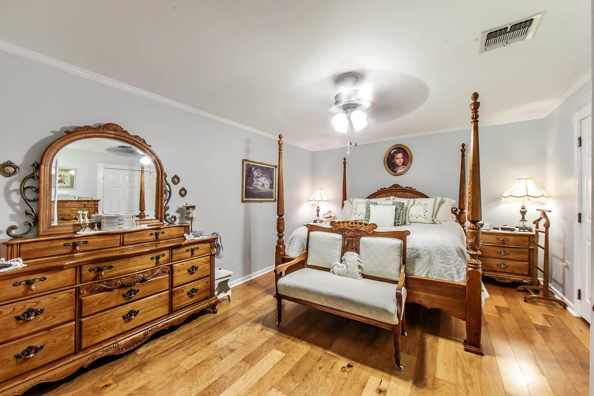204 Lake Crescent Circle, Houma, Louisiana image 9