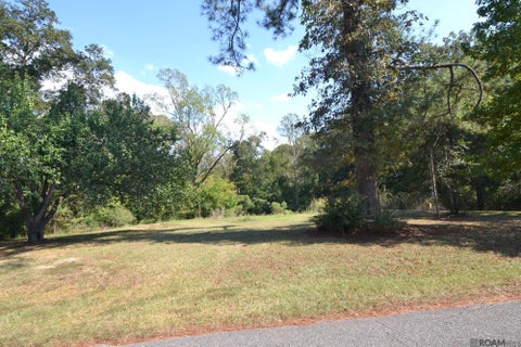 Vacant Land For Sale - 6876 Barrow Hill Dr<br/> Saint Francisville, LA 70775