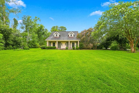 Homes For Sale - 106 Plater Court<br/> Thibodaux, LA 70301