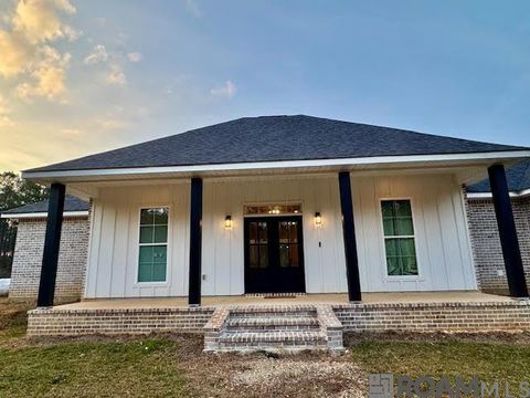 Apartment For Sale - 10085 La Hwy 449<br/> Saint Helena County, Greensburg, LA 70441