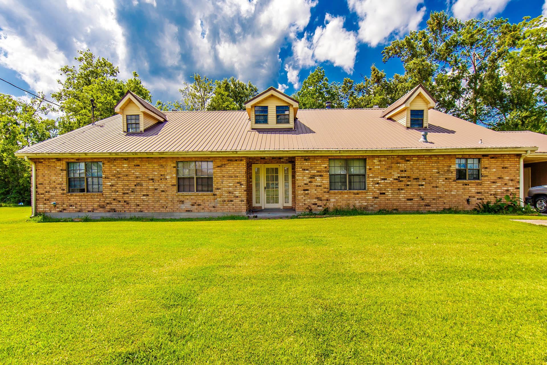 120 Whitfield Court