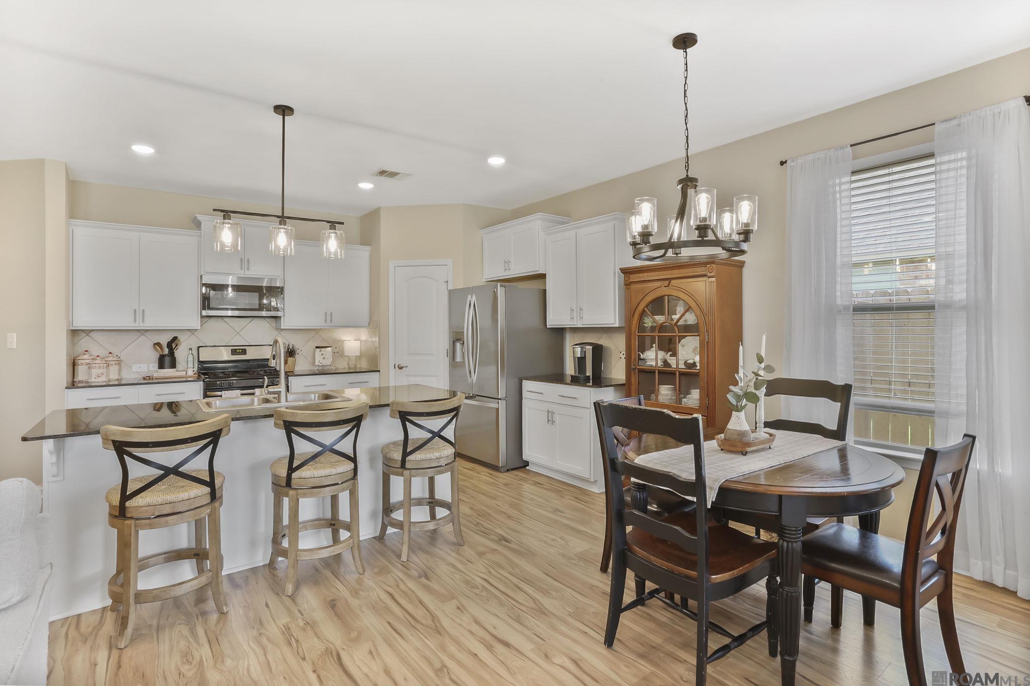 11491 Legacy Oaks Ln, Gonzales, Louisiana image 2