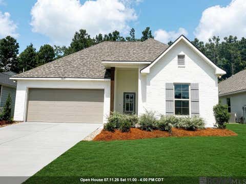 Homes For Sale - 10651 Deric Ave<br/> Denham Springs, LA 70726