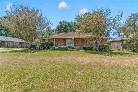 Homes For Sale - 13346 Perkins Road East Rd<br/> Baton Rouge, LA 70810