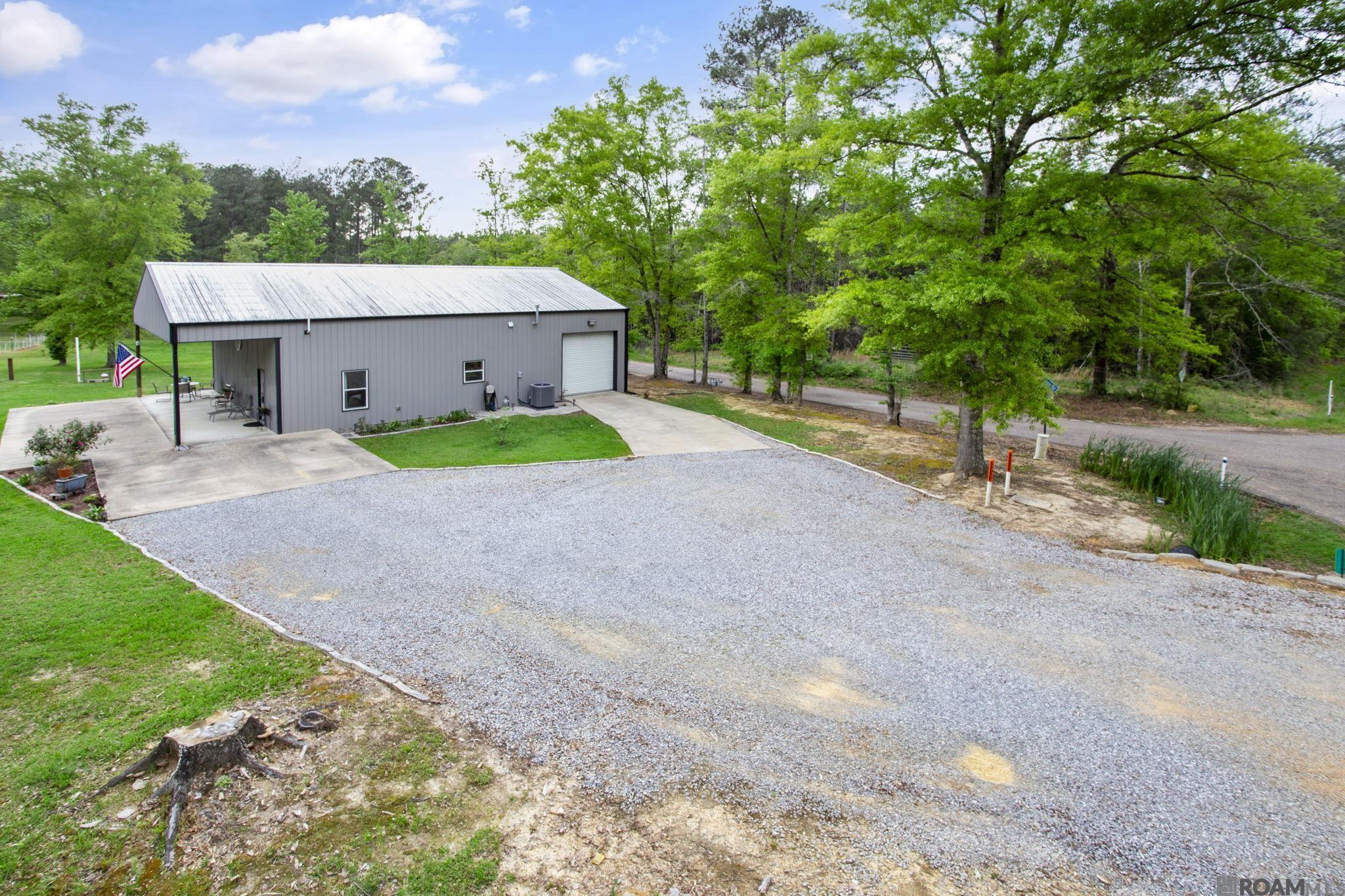 2698 La Hwy 63, Clinton, Louisiana image 1