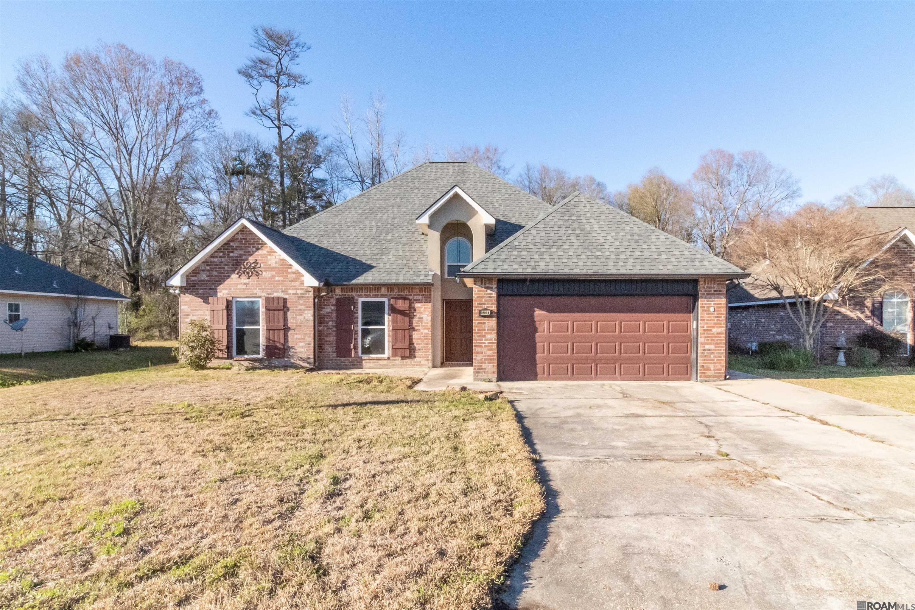 9921 Chapel Hill Dr, Denham Springs, Louisiana image 1