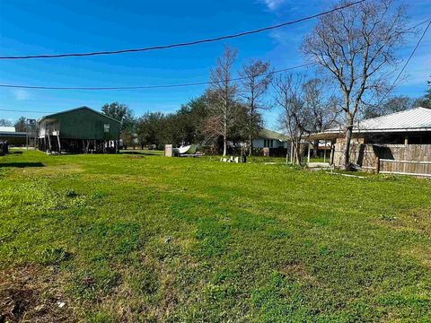 Vacant Land For Sale - 203 Chauvin St<br/> Chauvin, LA 70344