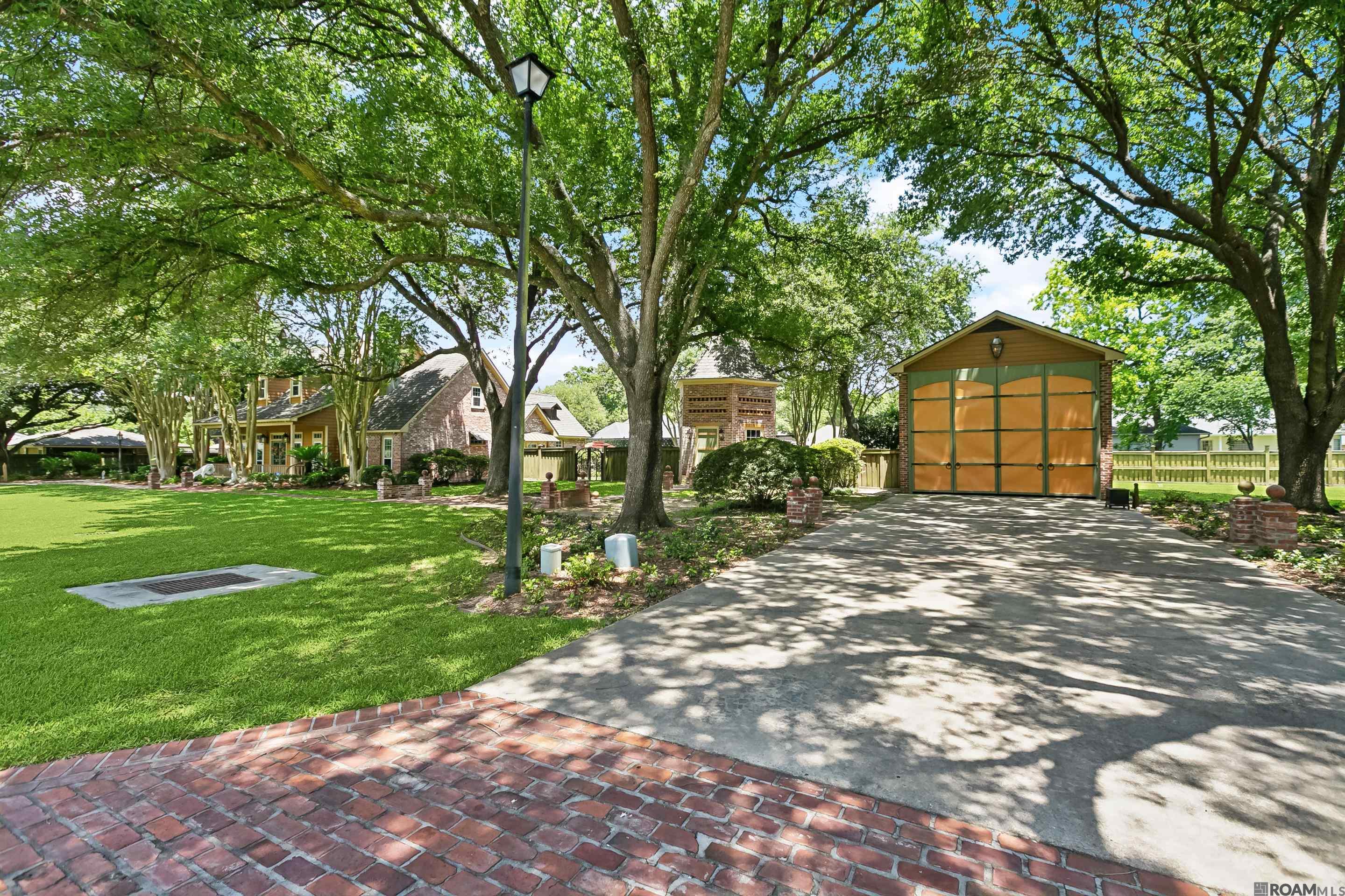 1906 Lansdown Drive, Port Allen, Louisiana image 6
