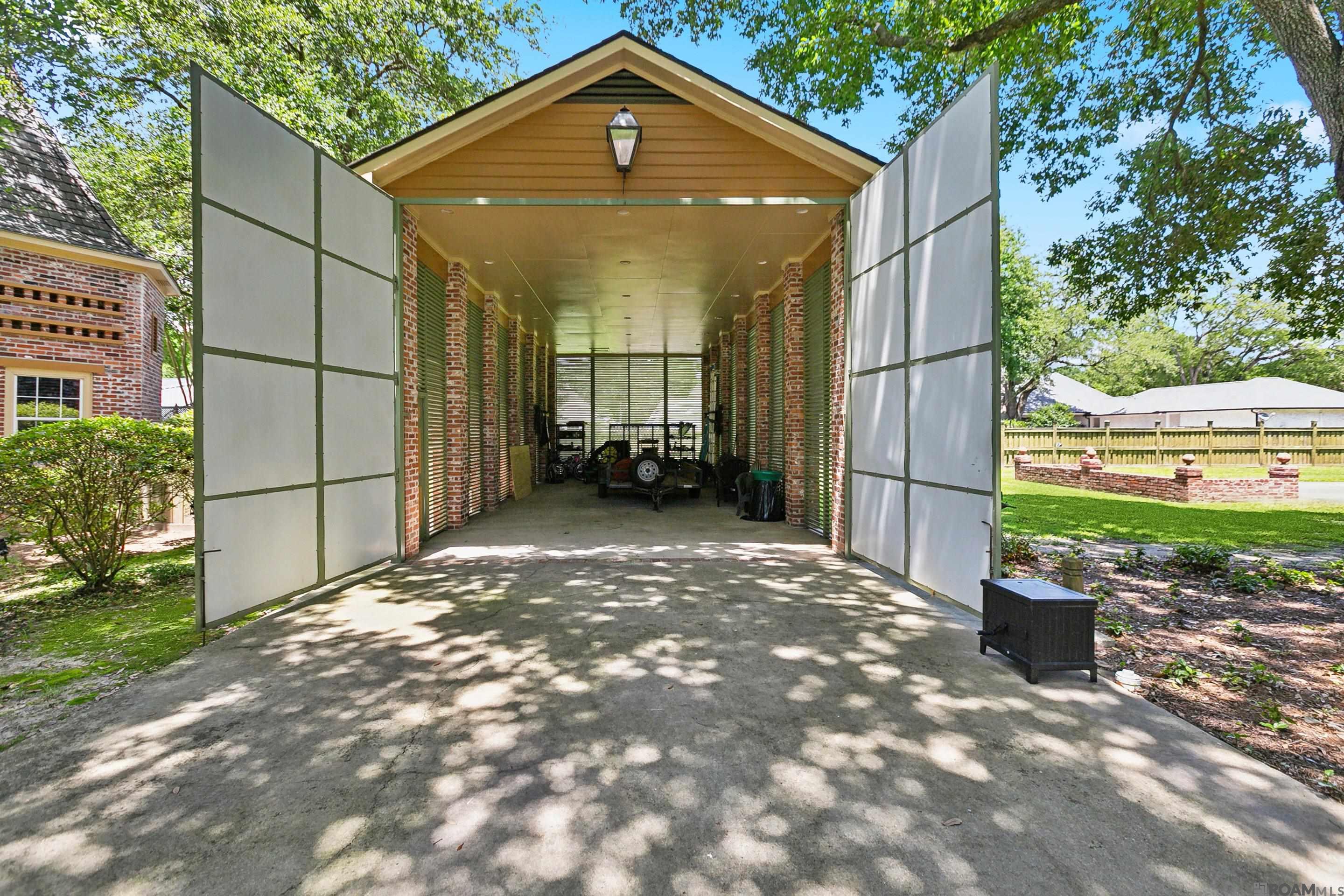 1906 Lansdown Drive, Port Allen, Louisiana image 7